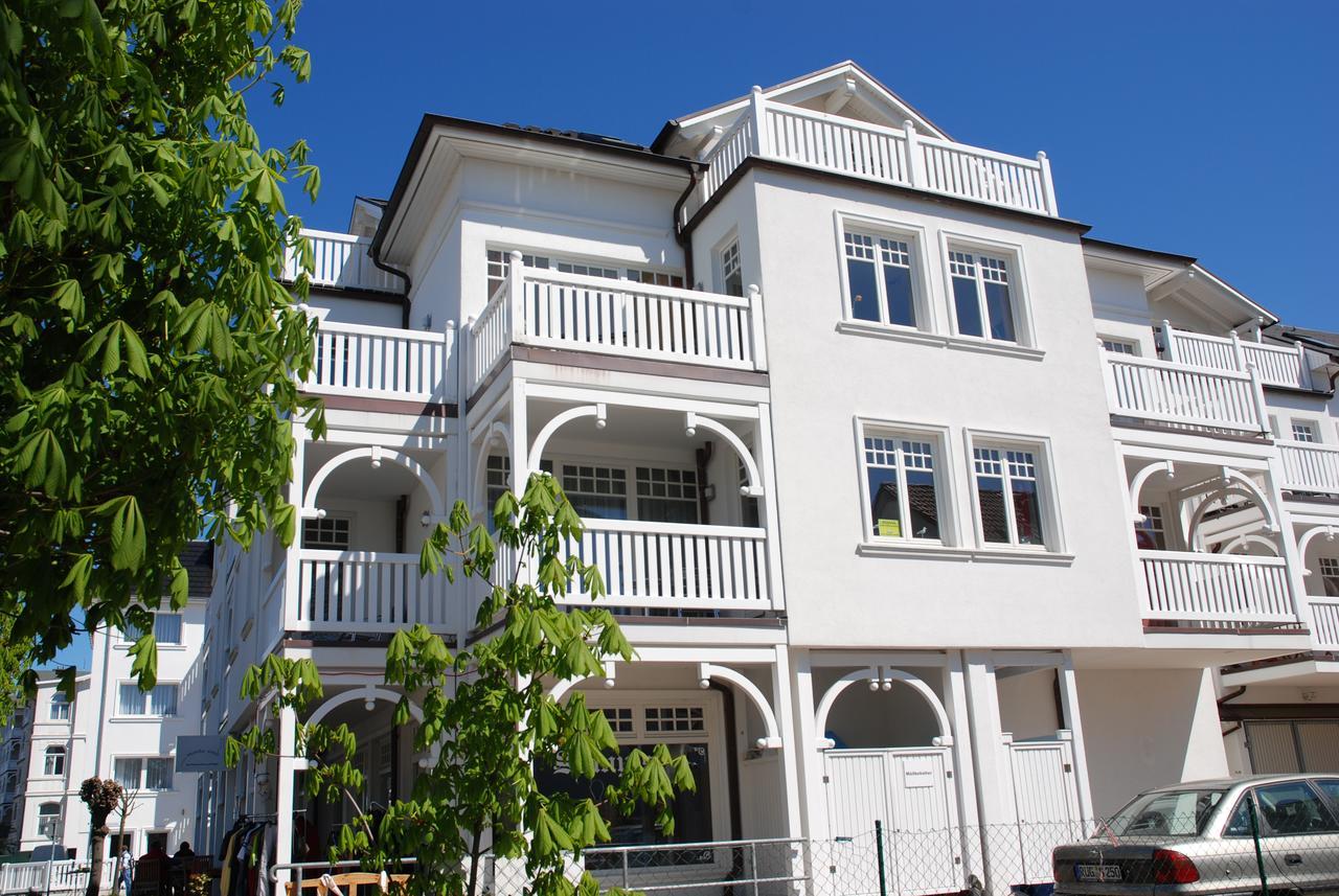 "Villa Laetitia" - Wg 15 - Zentral, Strandnah, 2 Balkone Binz Exteriér fotografie